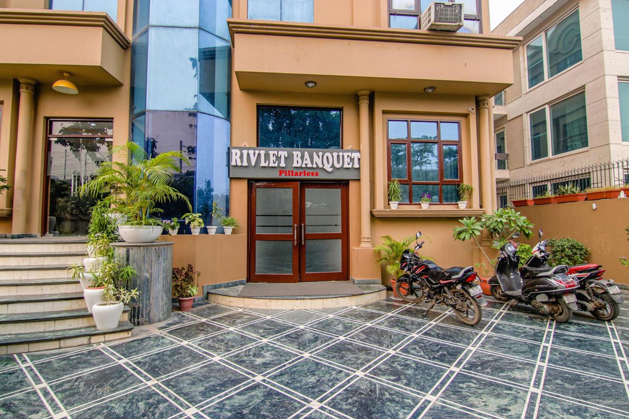 Fabhotel Prime The Rivlet Mg Road Гургаон Екстериор снимка
